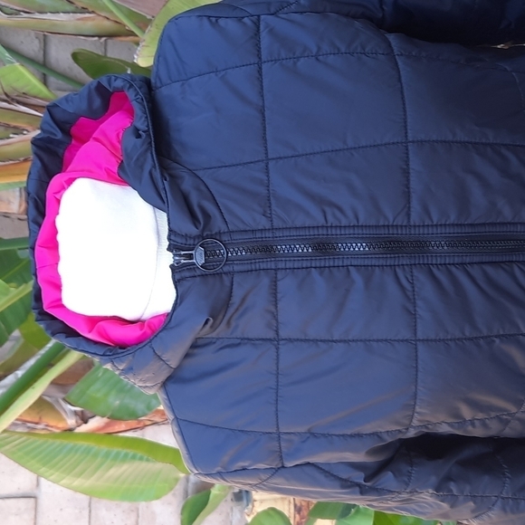 Roxy small black long lightweight puffer - Picture 3 of 10